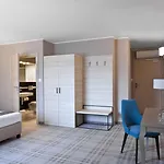 Witkowski Airport Hotel 3*
