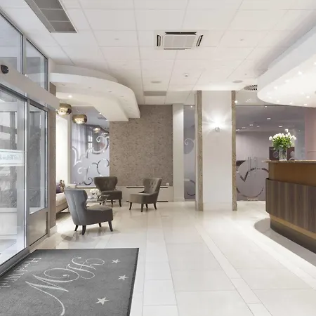 Witkowski Airport Отель 3*