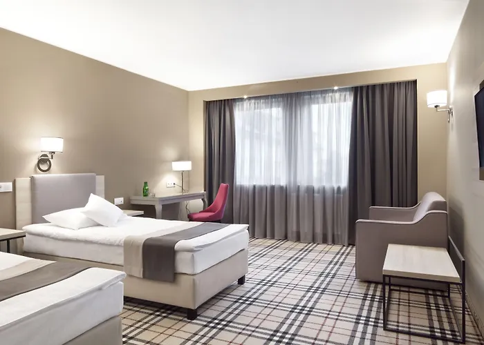 Hotel Witkowski Airport