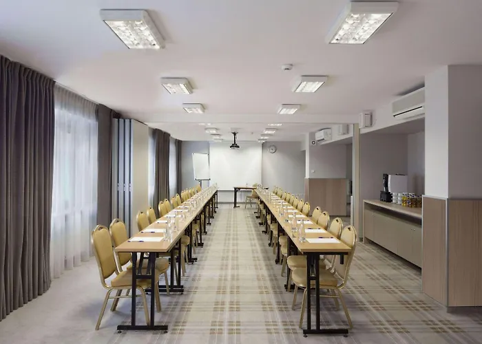 Witkowski Airport Hotel 3*