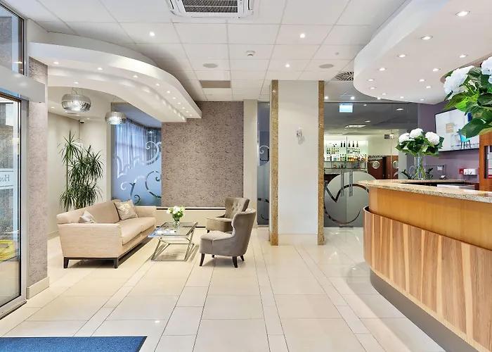 Hotel Witkowski Airport