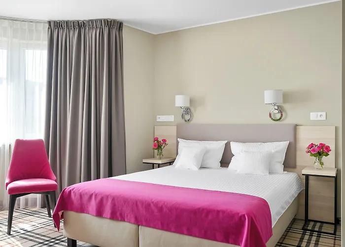 Hotel Witkowski Airport