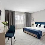 Witkowski 3* Warszawa