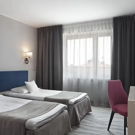 Witkowski Airport 3*